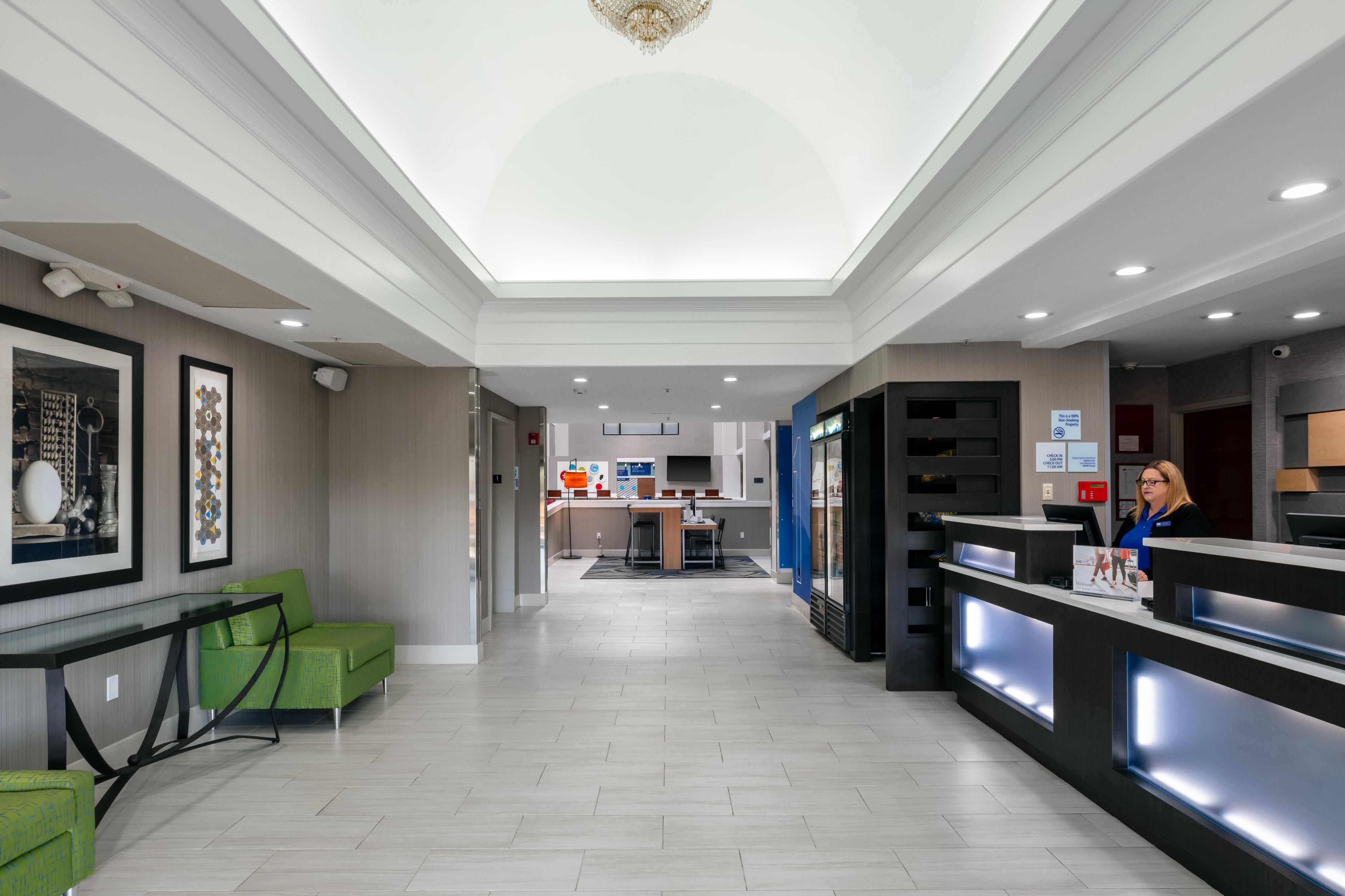 Holiday Inn Express & Suites Milton East I-10 By Ihg Exteriör bild
