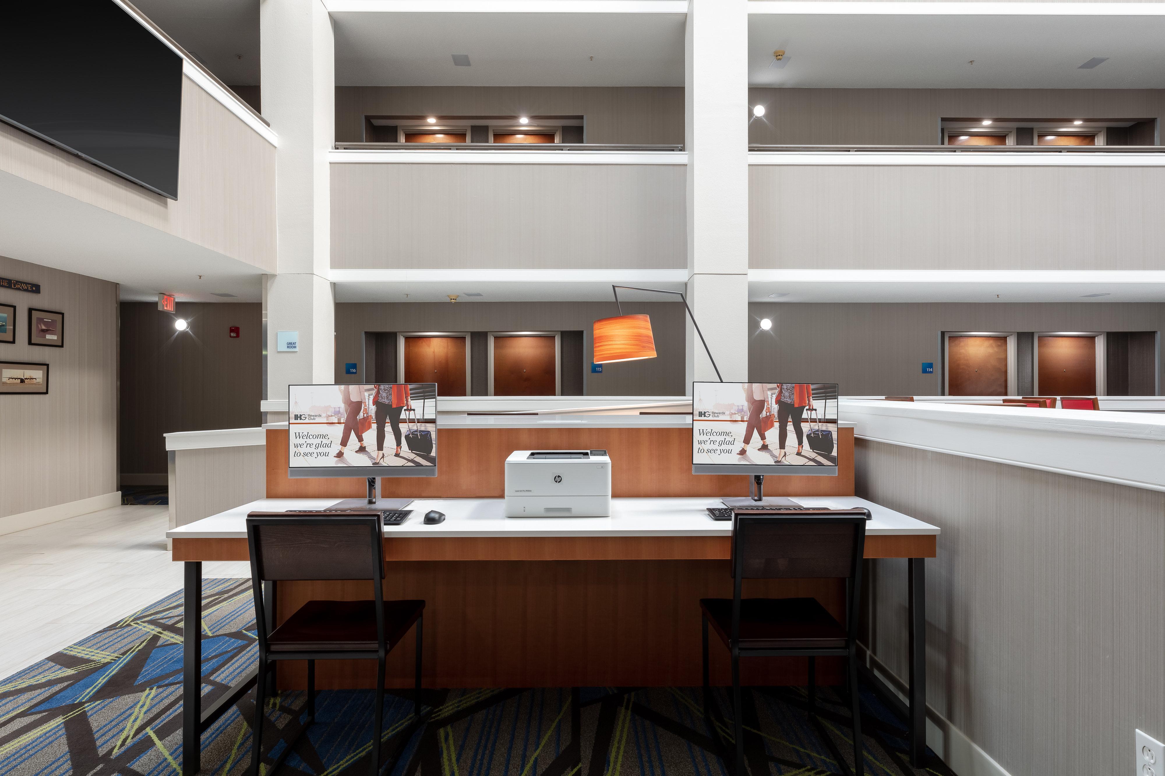 Holiday Inn Express & Suites Milton East I-10 By Ihg Exteriör bild