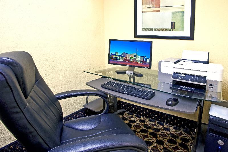 Holiday Inn Express & Suites Milton East I-10 By Ihg Exteriör bild